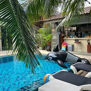 Guest house The Snug Airportel - Phuket Airport Nai Yang