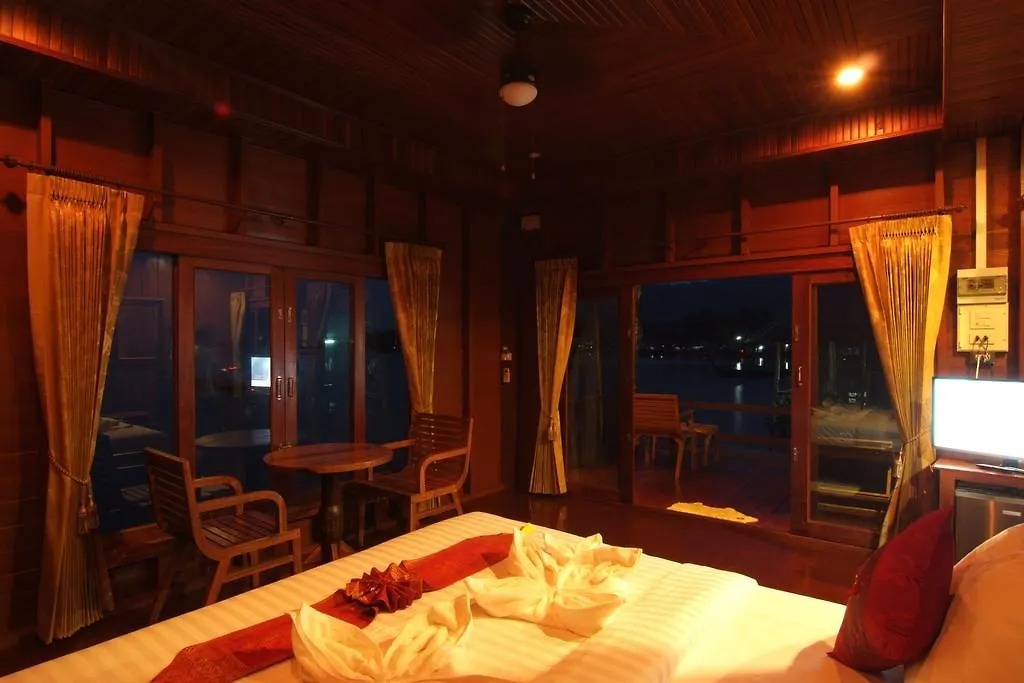 ***  Fresh House Hotel Koh Lanta Thailand
